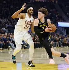 🏀💔 WARRIORS’ INSPIRED UPSET BID FALLS JUST SHORT! Golden State Goes Toe-to-Toe with Cavs – But James Harden CLOSES THE DOOR in 118-111 Thriller!